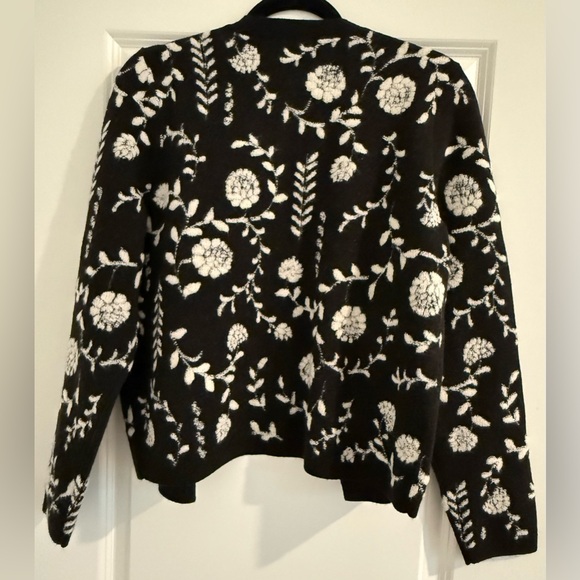 Ann Taylor Black and White Floral Button-Up Knit Cardigan - Picture 5 of 5